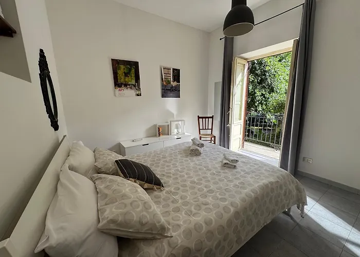 Apartment Co
