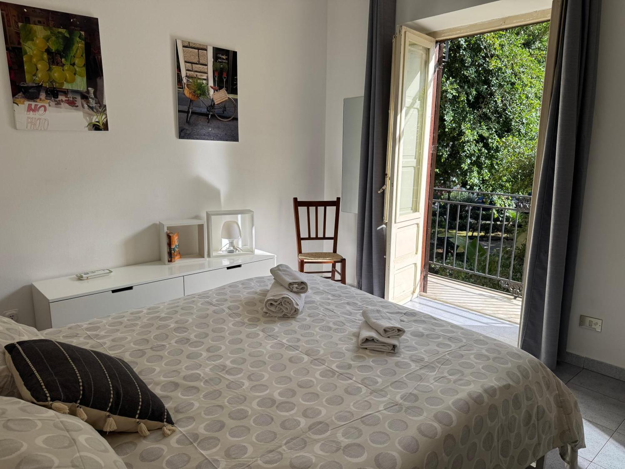 Apartment Co