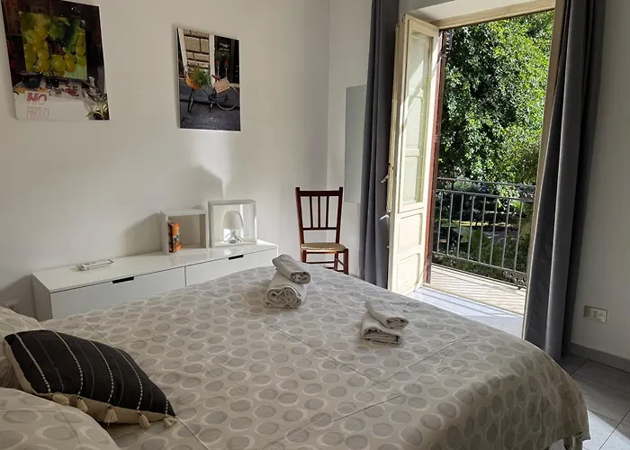 Apartment Co